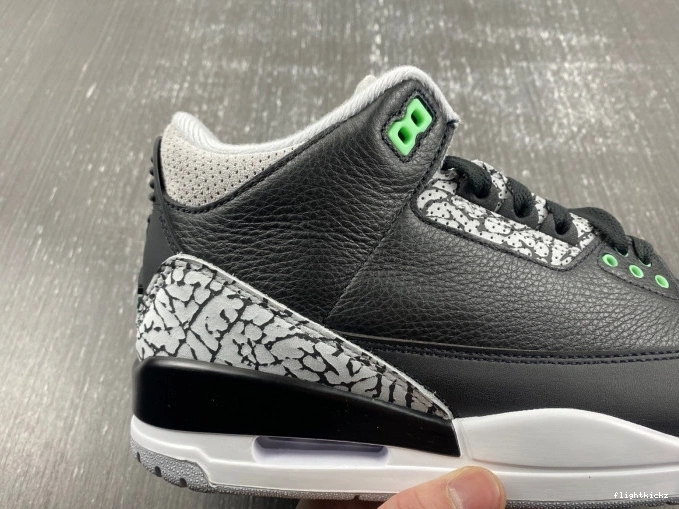 CT8532-031 Glow Jordan Air Green 3 0725